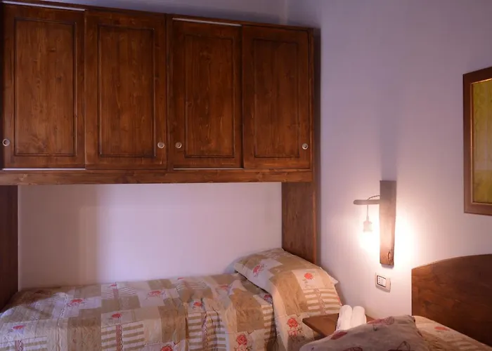 Alojamento de Acomodação e Pequeno-almoço Vin E Turn 3*